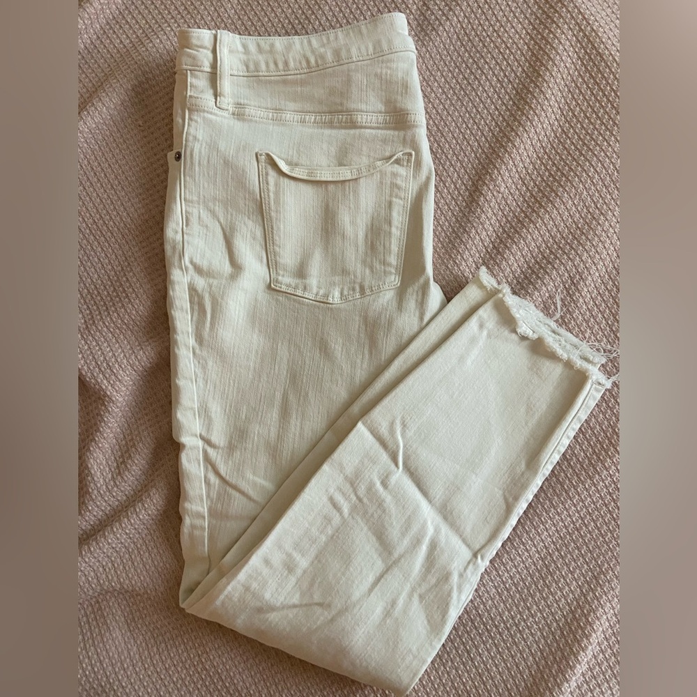 New! Universal Thread Jeans 🤍 Size 14